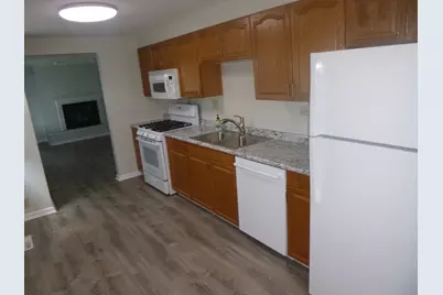 116 Del Rio Road, Carpentersville, IL 60110 - Photo 20