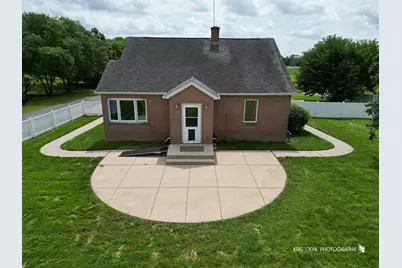 22425 W Il Route 60 Highway, Grayslake, IL 60030 - Photo 1