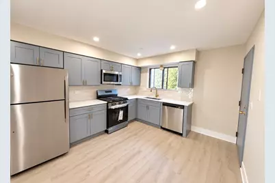 381 Oak Trails Road #201, Des Plaines, IL 60016 - Photo 14