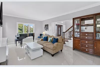 10638 Royal Porthcawl Drive, Naperville, IL 60564 - Photo 16