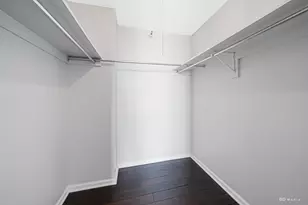 10 E Ontario St, Chicago, IL 60611 - Photo 12