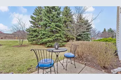 2521 N Looking Glass Court #2521, Aurora, IL 60502 - Photo 16