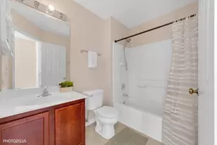 1689 W Turtle Creek Ln, Round Lake, IL 60073 - Photo 24