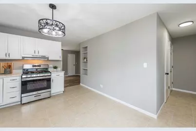 1915 Joppa Avenue, Zion, IL 60099 - Photo 8