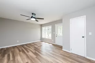 1915 Joppa Ave, Zion, IL 60099 - Photo 6