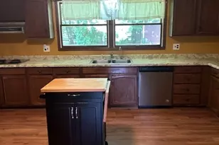 46W550 Katie Dr, Big Rock, IL 60511 - Photo 6