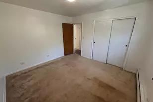 8030 Knox Ave, Skokie, IL 60076 - Photo 6