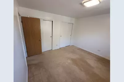8030 Knox Avenue #2E, Skokie, IL 60076 - Photo 4