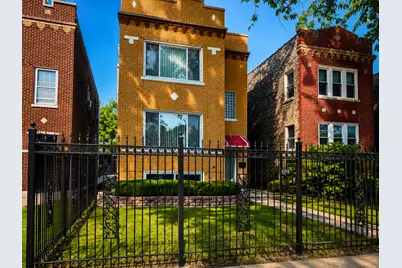 1747 N Luna Avenue, Chicago, IL 60639 - Photo 2
