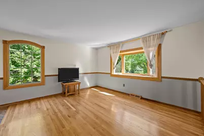 711 Quassey Avenue, Lake Bluff, IL 60044 - Photo 12