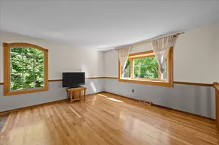 711 Quassey Ave, Lake Bluff, IL 60044 - Photo 12