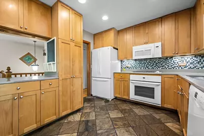 711 Quassey Avenue, Lake Bluff, IL 60044 - Photo 16