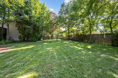 711 Quassey Avenue, Lake Bluff, IL 60044 - Photo 6