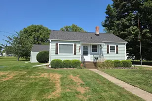 102 E Washington St, Danforth, IL 60930 - Photo 8