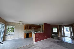 444 Badger Ln, Oswego, IL 60543 - Photo 10