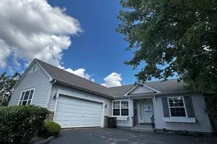 444 Badger Ln, Oswego, IL 60543 - Photo 1