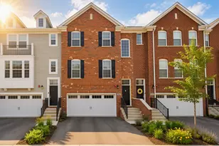2527 Huntleigh Ln, Woodridge, IL 60517 - Photo 1