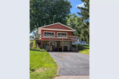 3815 W Lake Shore Drive, Wonder Lake, IL 60097 - Photo 2