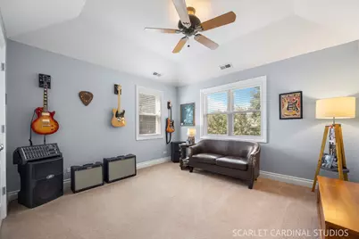 215 E Highland Avenue, Villa Park, IL 60181 - Photo 14