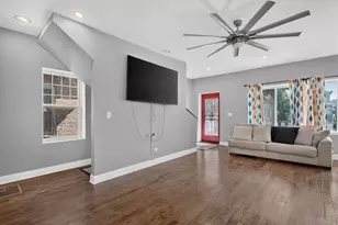 7820 S Rhodes Ave, Chicago, IL 60619 - Photo 4
