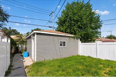 7820 S Rhodes Avenue, Chicago, IL 60619 - Photo 26