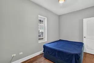 7820 S Rhodes Ave, Chicago, IL 60619 - Photo 10