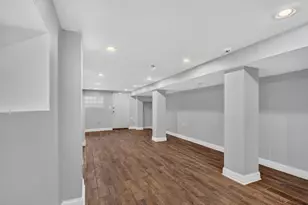 7820 S Rhodes Ave, Chicago, IL 60619 - Photo 22