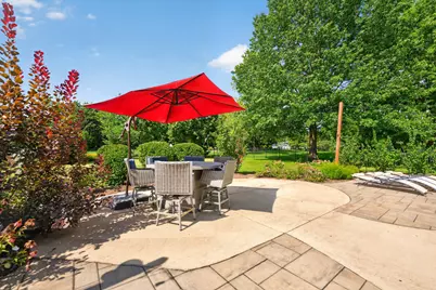 305 Windsor Circle, Saint Charles, IL 60175 - Photo 40
