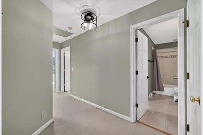 305 Windsor Circle, Saint Charles, IL 60175 - Photo 22