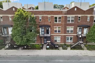 738 S Kedzie Ave, Chicago, IL 60612 - Photo 2