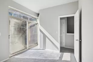 738 S Kedzie Ave, Chicago, IL 60612 - Photo 8