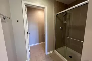 6384 Cunningham Ct, Gurnee, IL 60031 - Photo 10