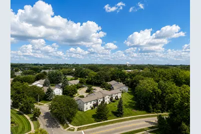 1101 Yorkshire Court #B, Elgin, IL 60120 - Photo 20