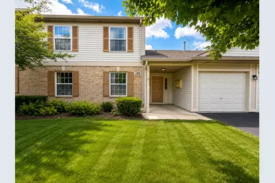 1101 Yorkshire Court #B, Elgin, IL 60120 - Photo 1
