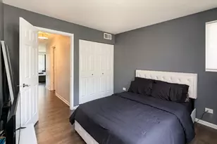 1101 Yorkshire Ct, Elgin, IL 60120 - Photo 12