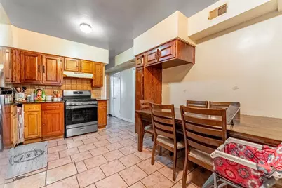 2927 N Avers Avenue, Chicago, IL 60618 - Photo 8