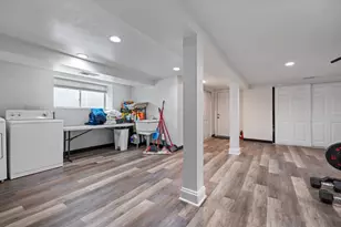 6605 S Whipple St, Chicago, IL 60629 - Photo 24