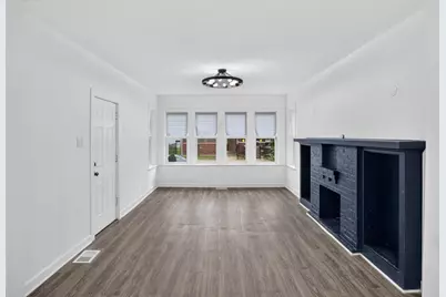 7150 S Eberhart Avenue, Chicago, IL 60619 - Photo 6