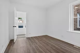 7150 S Eberhart Ave, Chicago, IL 60619 - Photo 20