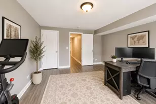 6402 Bradley Dr, Woodridge, IL 60517 - Photo 38