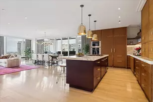 9 W Walton St, Chicago, IL 60610 - Photo 8