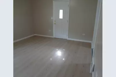 379 E Lincoln Street, Sycamore, IL 60178 - Photo 10