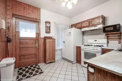 3039 N Haussen Court, Chicago, IL 60618 - Photo 6