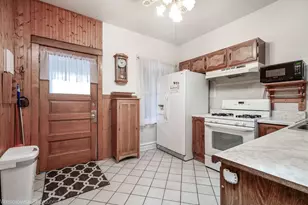 3039 N Haussen Ct, Chicago, IL 60618 - Photo 6