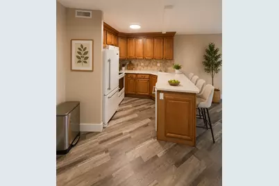 6833 N Kedzie Avenue #1009, Chicago, IL 60645 - Photo 4