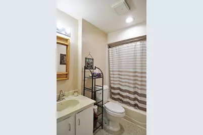2929 Sunnyside Drive #360D, Rockford, IL 61114 - Photo 22