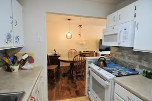 2929 Sunnyside Dr, Rockford, IL 61114 - Photo 8
