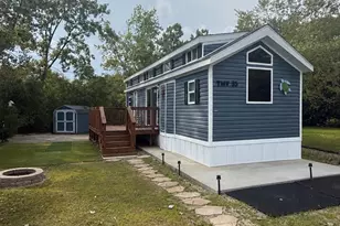 35 Dinosaur Rd, Wilmington, IL 60481 - Photo 1