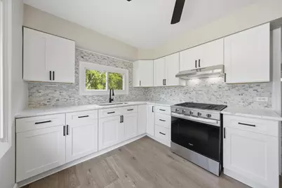 3036 Wilshire Avenue, Markham, IL 60428 - Photo 10