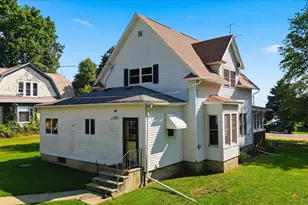 222 Wilson Ave, Chadwick, IL 61014 - Photo 4